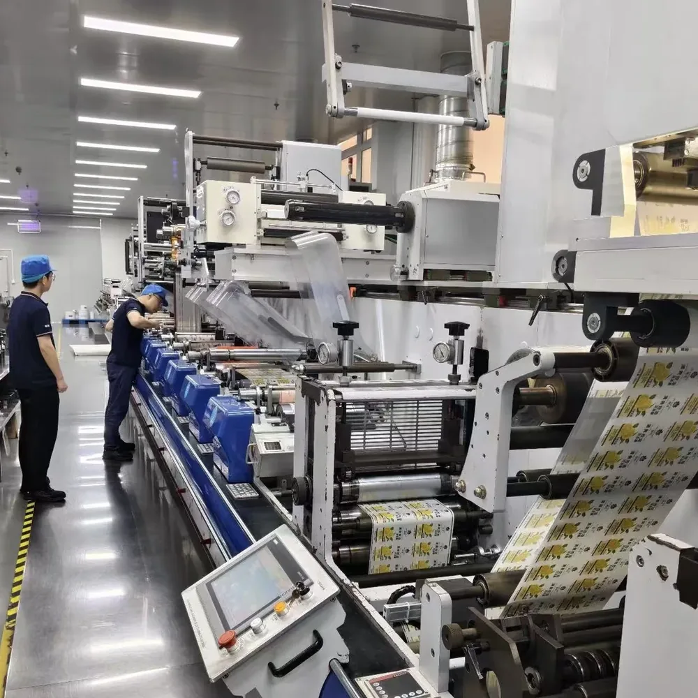 Label production line with printed roll material for sampling and production coordination